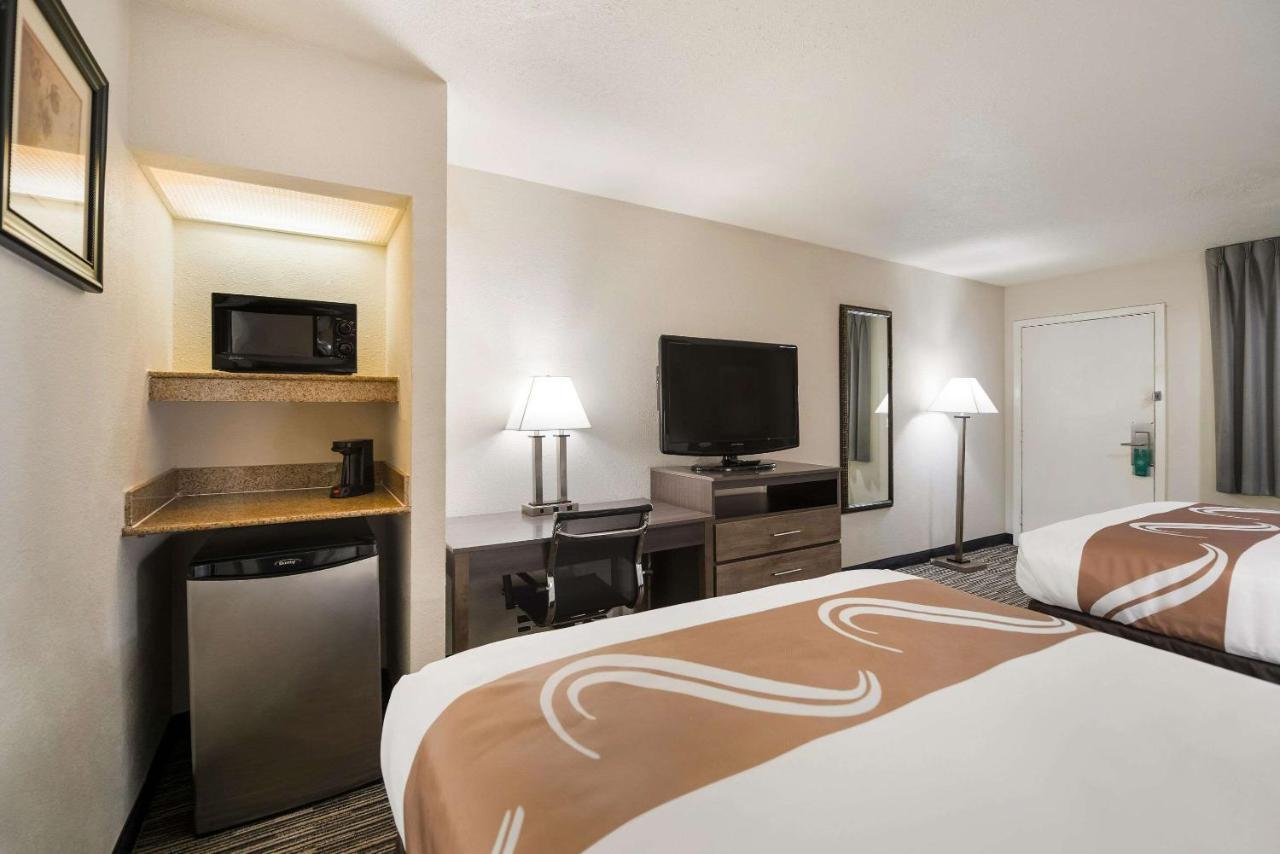 Quality Inn & Suites Lufkin Buitenkant foto