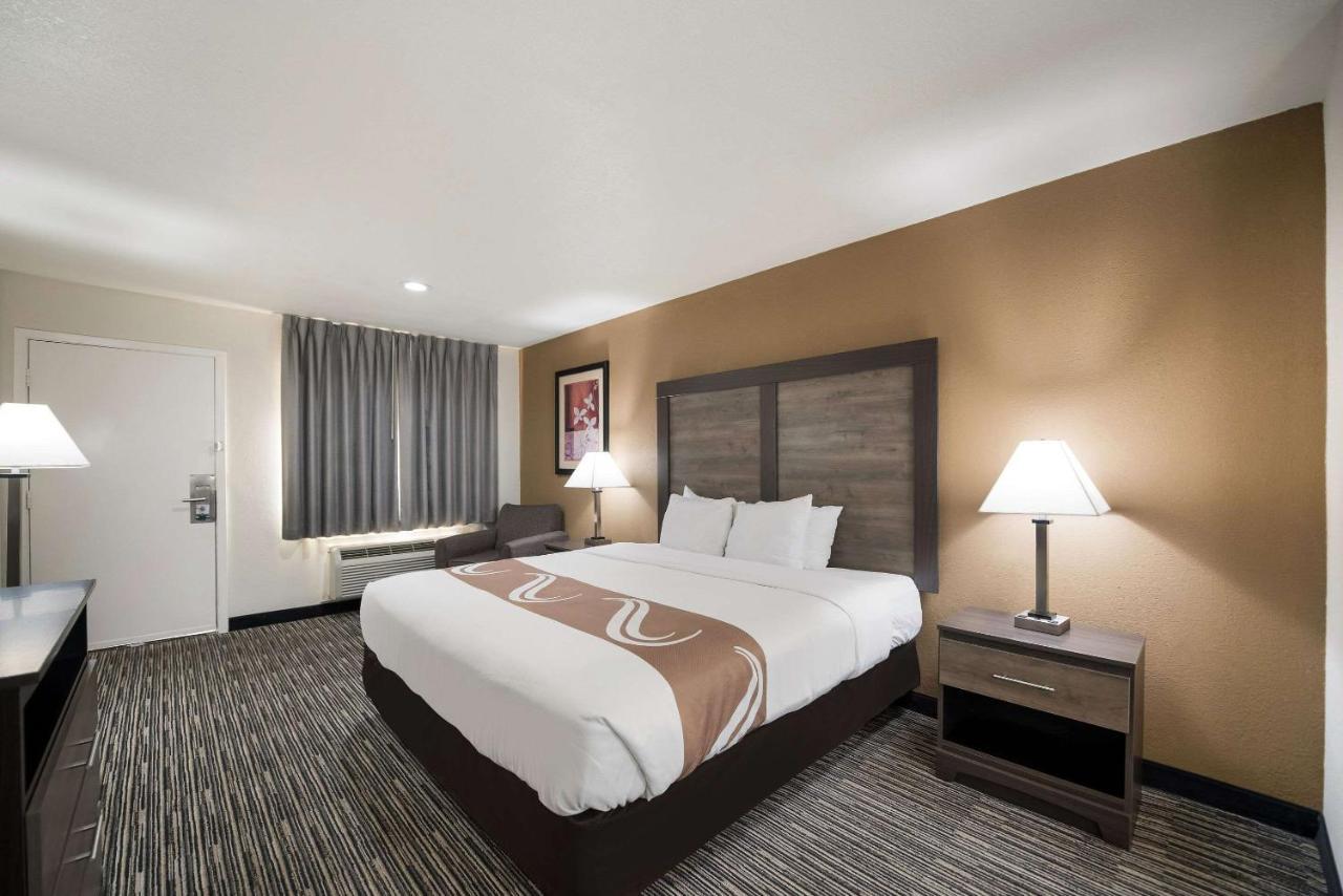 Quality Inn & Suites Lufkin Buitenkant foto
