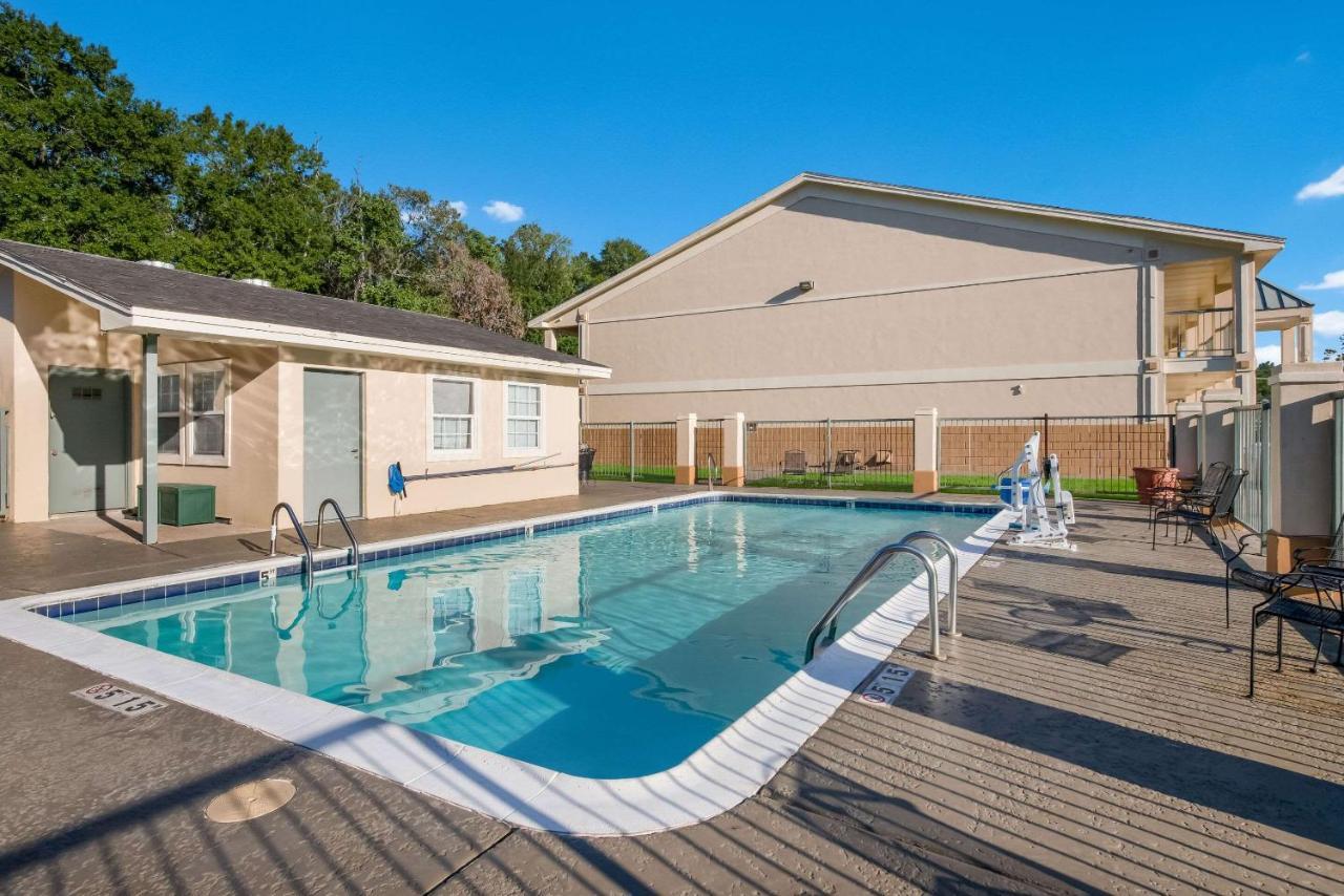 Quality Inn & Suites Lufkin Buitenkant foto