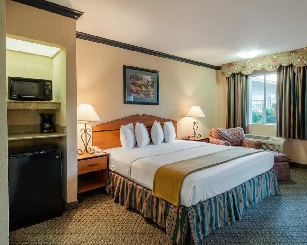 Quality Inn & Suites Lufkin Buitenkant foto