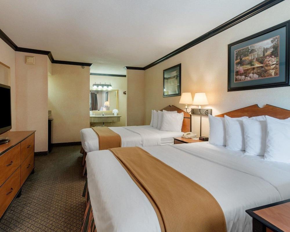 Quality Inn & Suites Lufkin Buitenkant foto