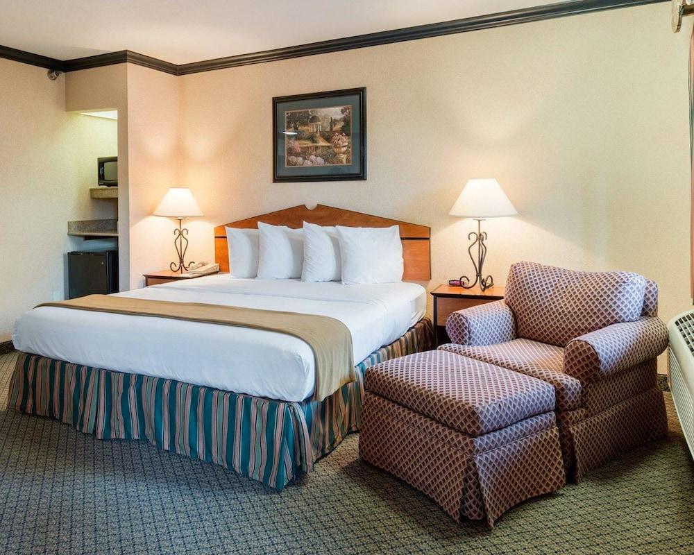 Quality Inn & Suites Lufkin Buitenkant foto