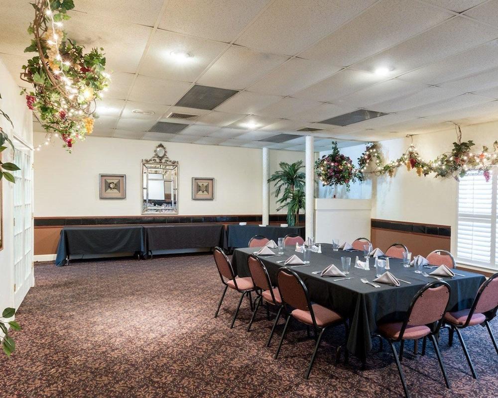 Quality Inn & Suites Lufkin Buitenkant foto